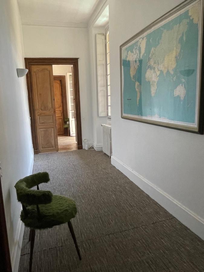 La Maison Aux Murs Anciens Et Ses Chambres تارْب المظهر الخارجي الصورة